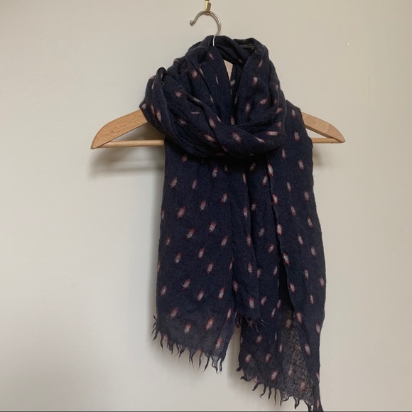 2 for $40 💫 Aritzia Wilfred Wool Scarf - Picture 2 of 4